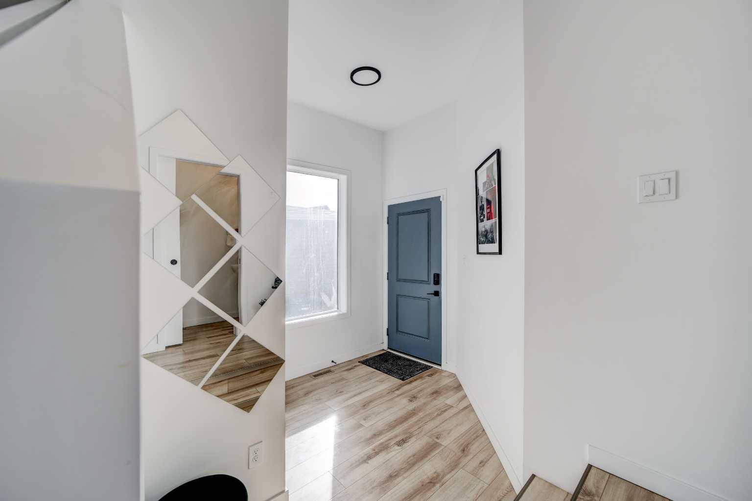 Lethbridge, AB T1K 8K5,4553 25 AVE S
