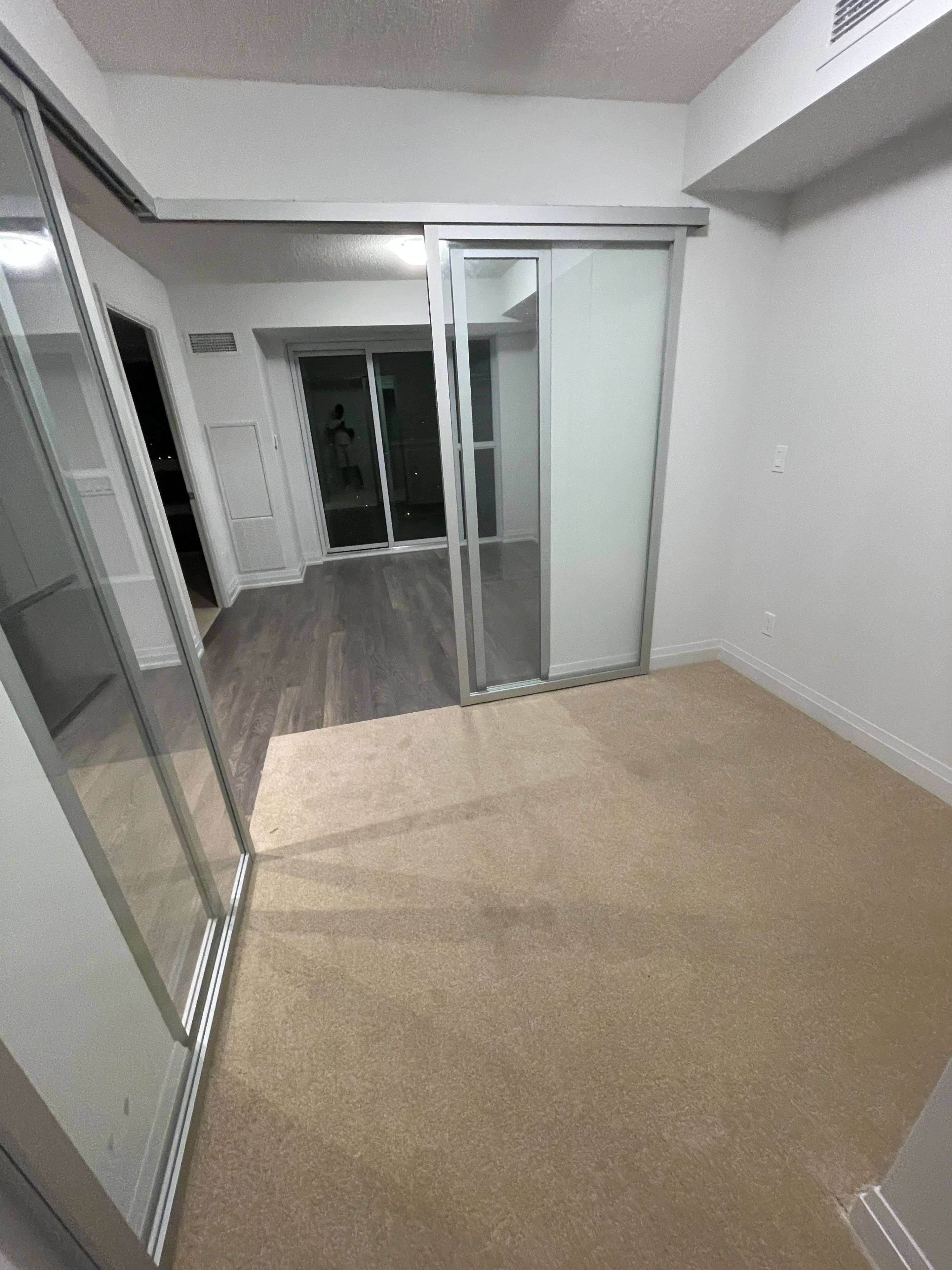 Toronto E09, ON M1H 2Y5,20 Meadowglen PL #1602