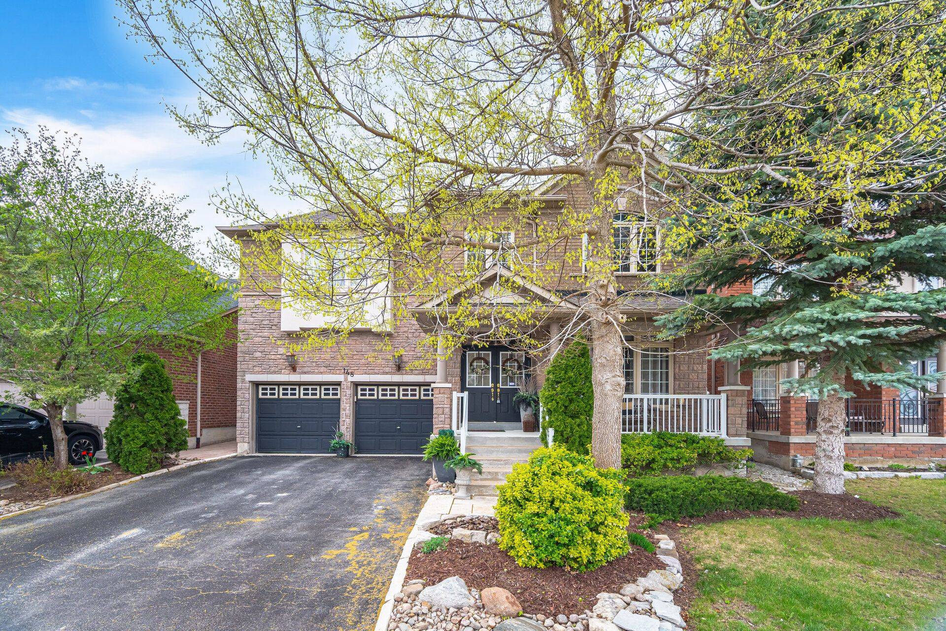 148 Vellore AVE, Vaughan, ON L4H 2W4
