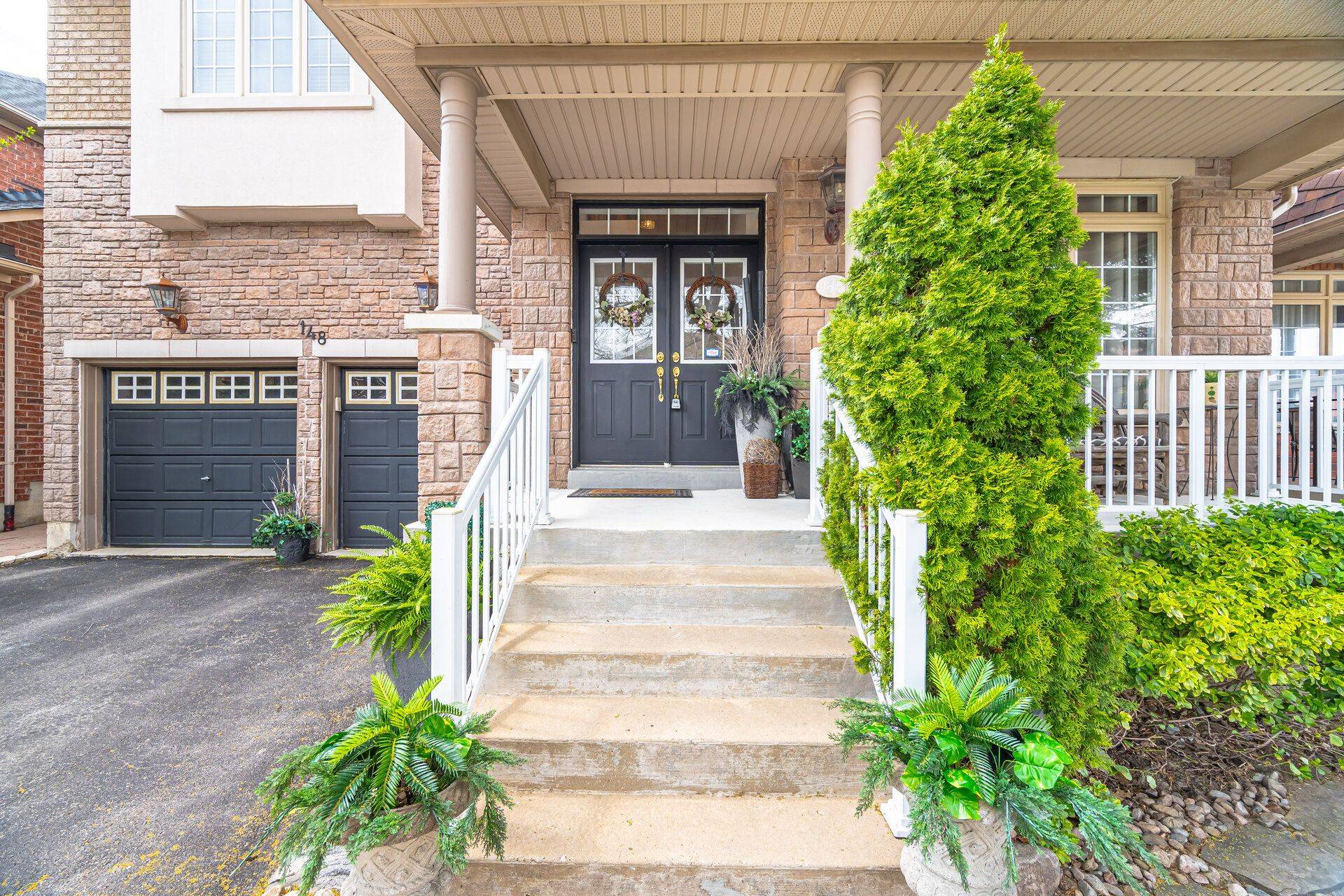 Vaughan, ON L4H 2W4,148 Vellore AVE