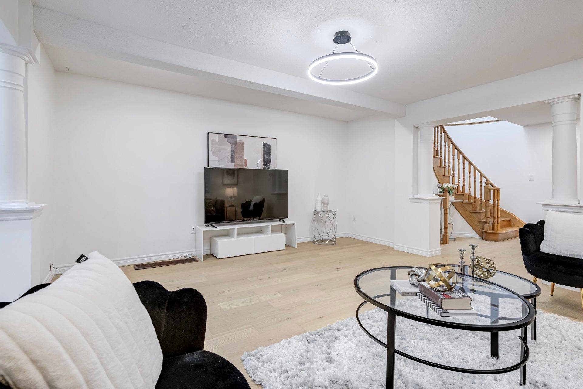 Mississauga, ON L5W 1H2,805 Othello CT