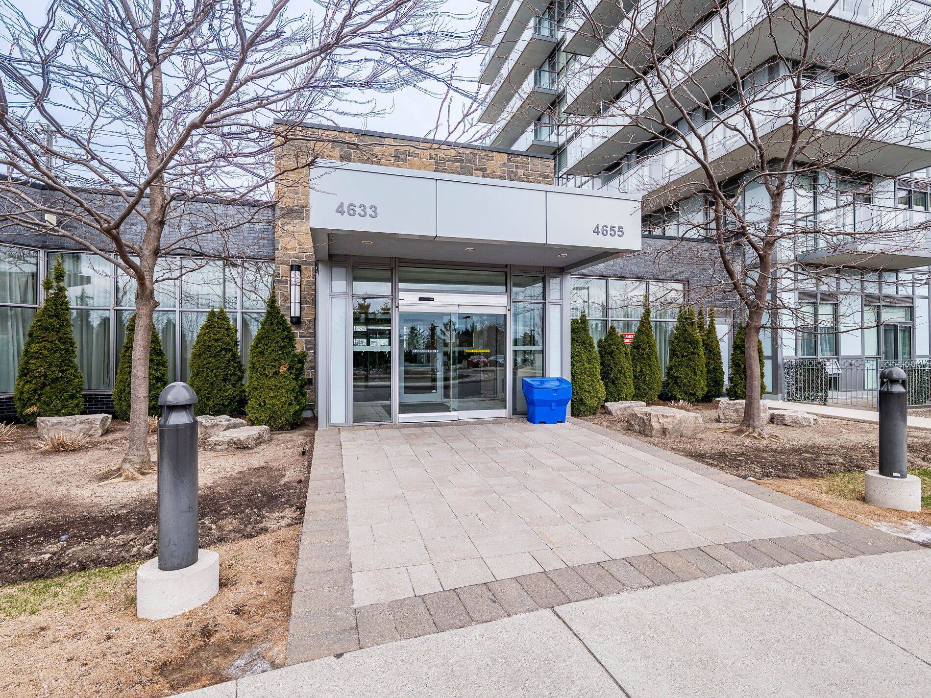 Mississauga, ON L5M 7E1,4633 Glen Erin DR #704