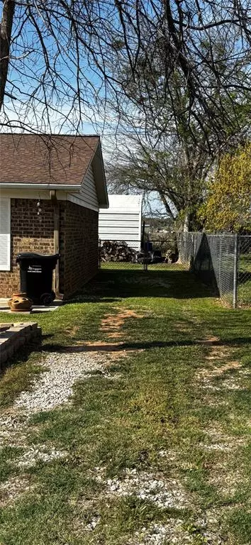 Mineral Wells, TX 76067,1005 Miller Drive