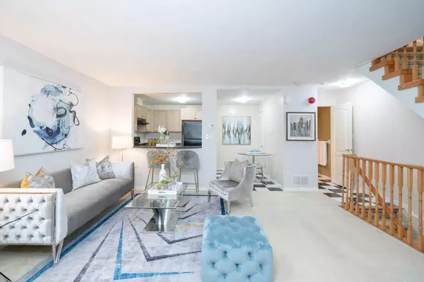 Toronto C07, ON M2N 6W6,108 Finch AVE W #B19