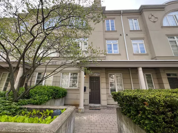 53 York Mills RD #612, Toronto C12, ON M2P 1B6
