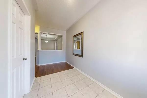 Halton Hills, ON L7G 0L1,37 Upper Canada CT