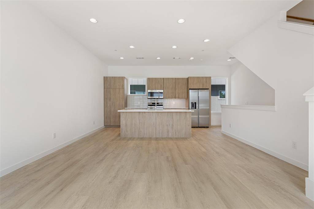 Dallas, TX 75206,4911 Belmont Avenue #4
