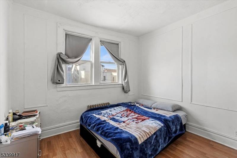 Newark City, NJ 07112,107 Schuyler Ave