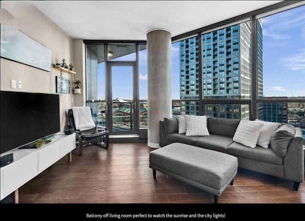 Calgary, AB T2G 0G3,225 11 AVE Southeast #1406