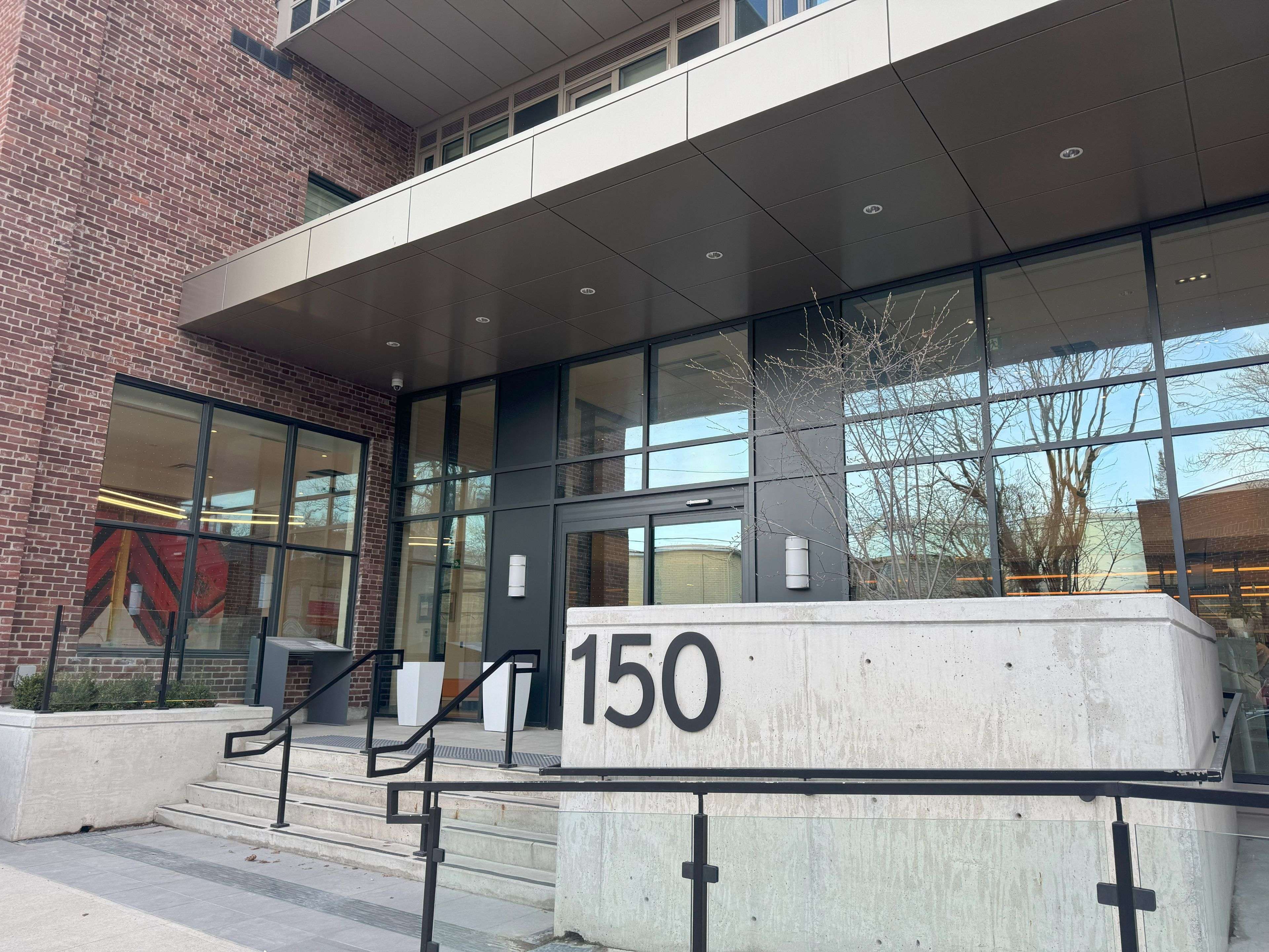 Toronto E01, ON M4M 0E4,150 Logan AVE #541