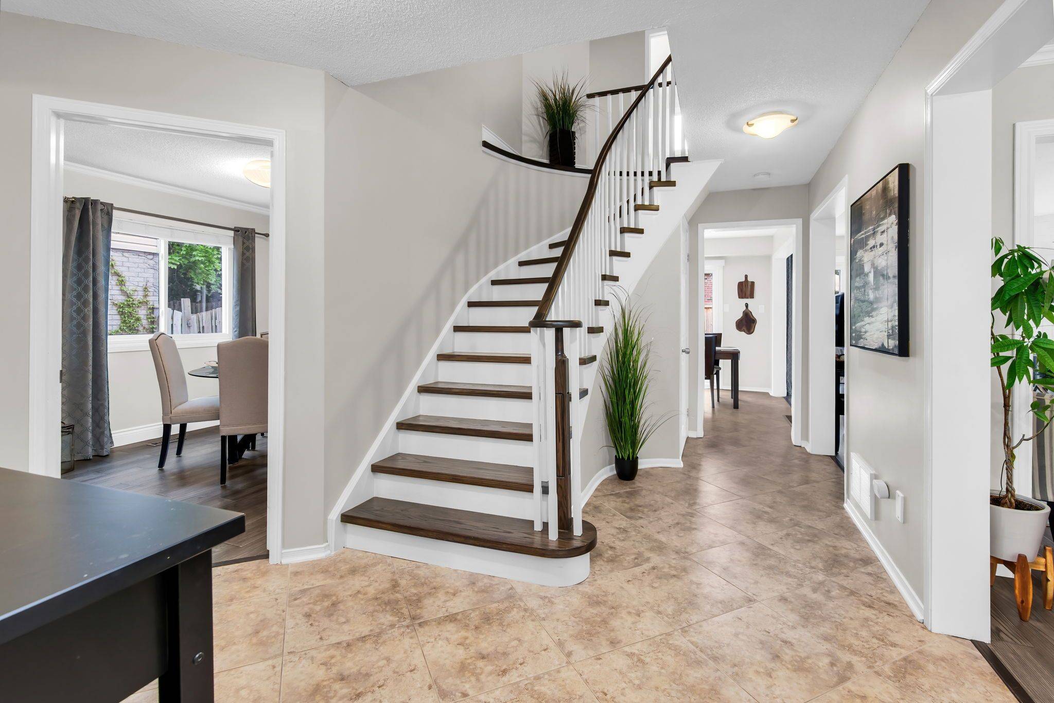 Whitby, ON L1R 1R9,10 Ennisclare PL
