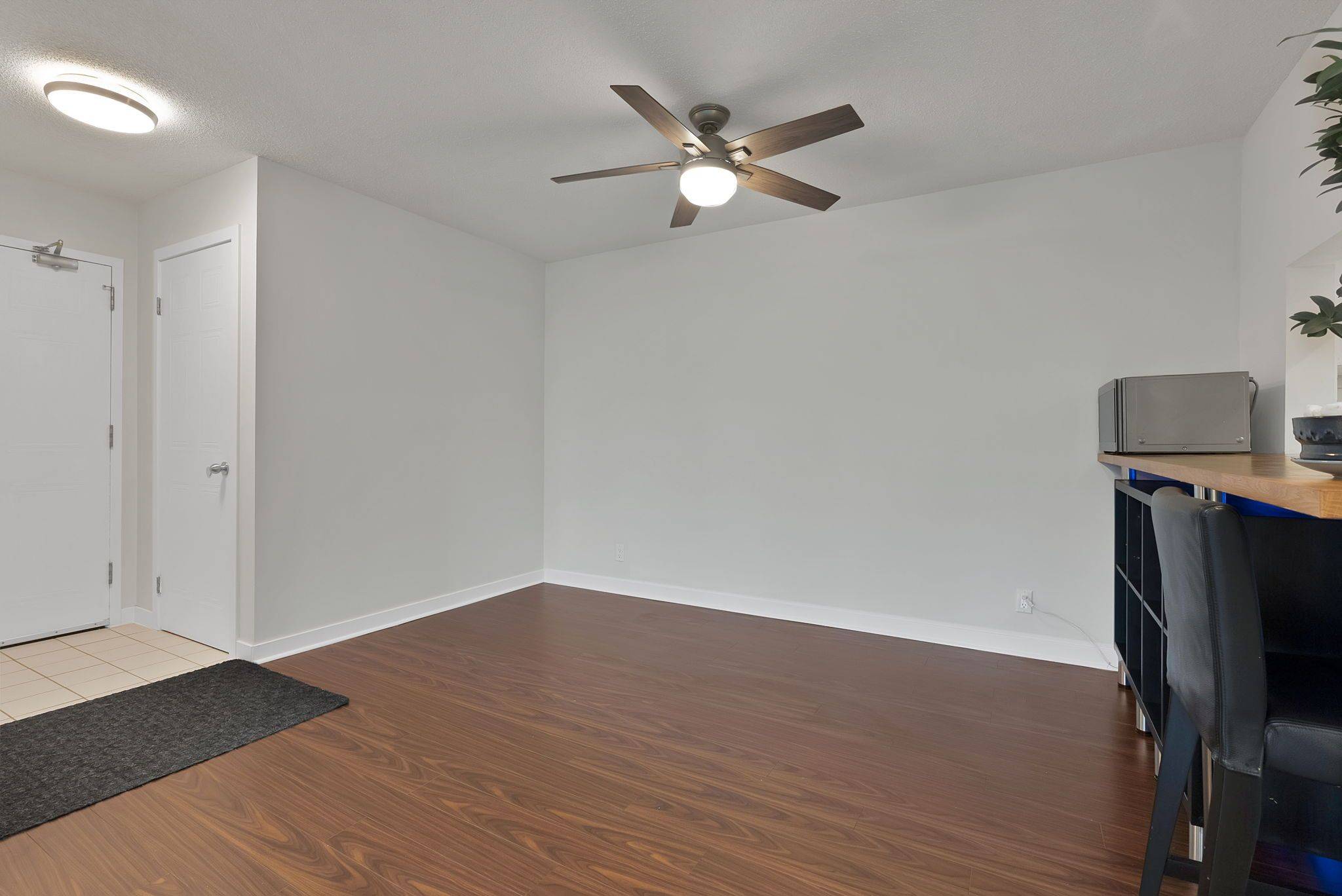 Mississauga, ON L4Z 3L1,65 Trailwood DR #523