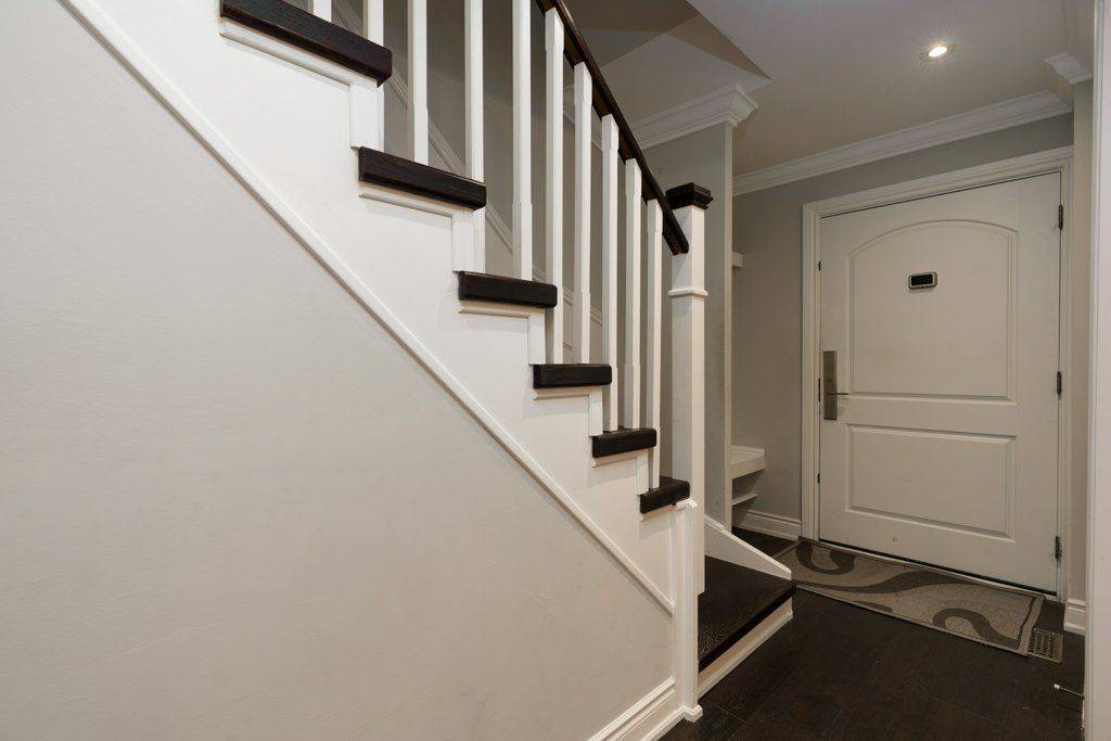 Brampton, ON L6Z 1M1,94 Reynier DR