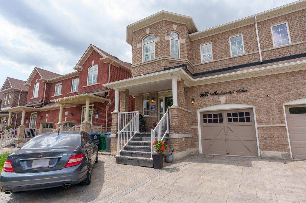 Mississauga, ON L5M 0N1,5550 Meadowcrest AVE