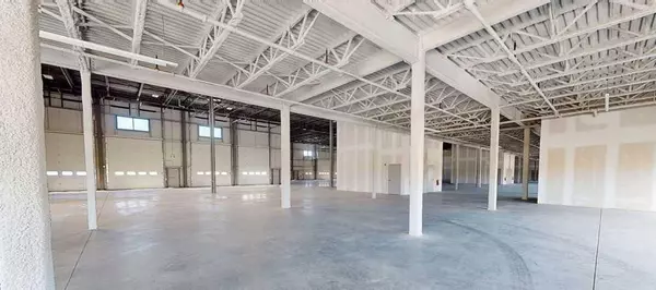 Edmonton, AB T6B 2Z1,4819 Roper Road #Units 2-3