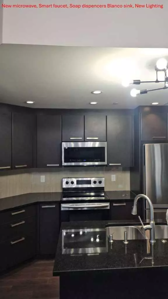 Calgary, AB T2G 0G3,225 11 AVE SE #1401