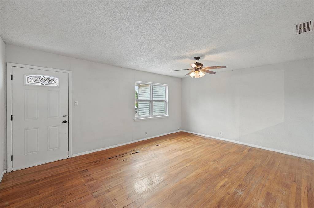 Kennedale, TX 76060,300 Little School Road