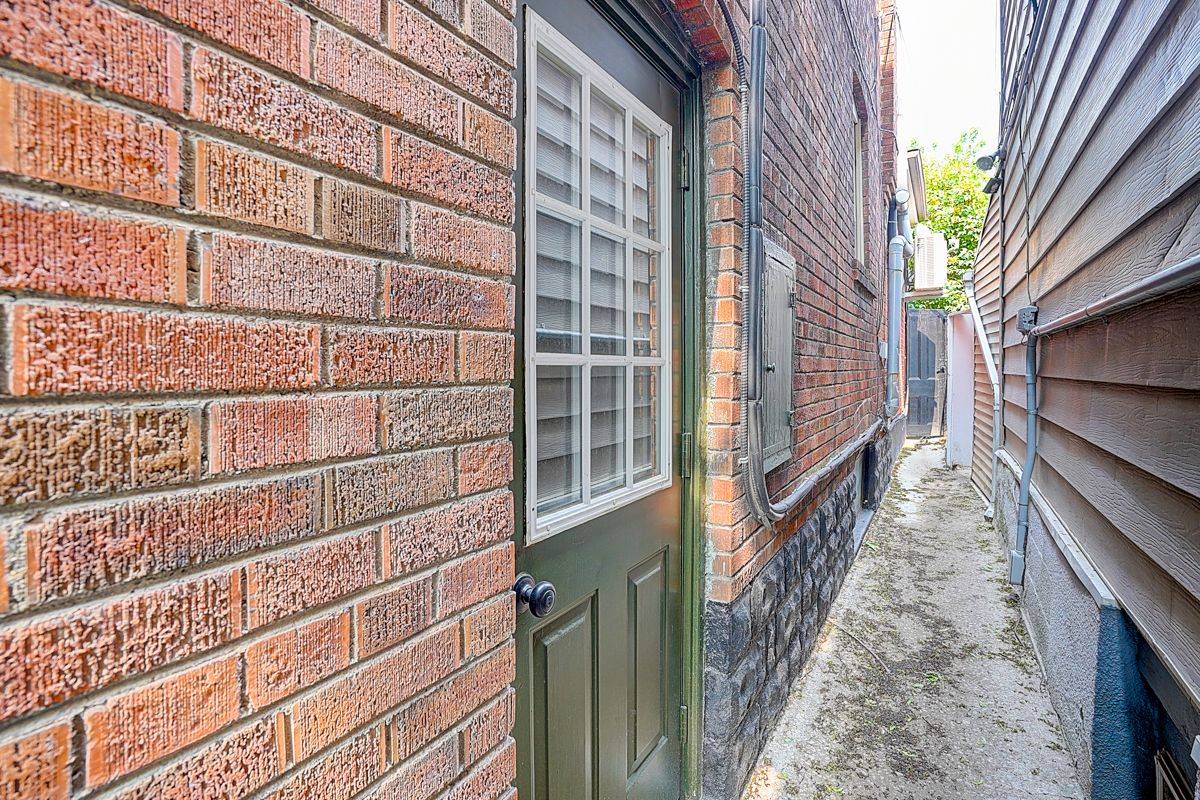 Toronto C01, ON M6J 2J8,149 Euclid AVE #Basement