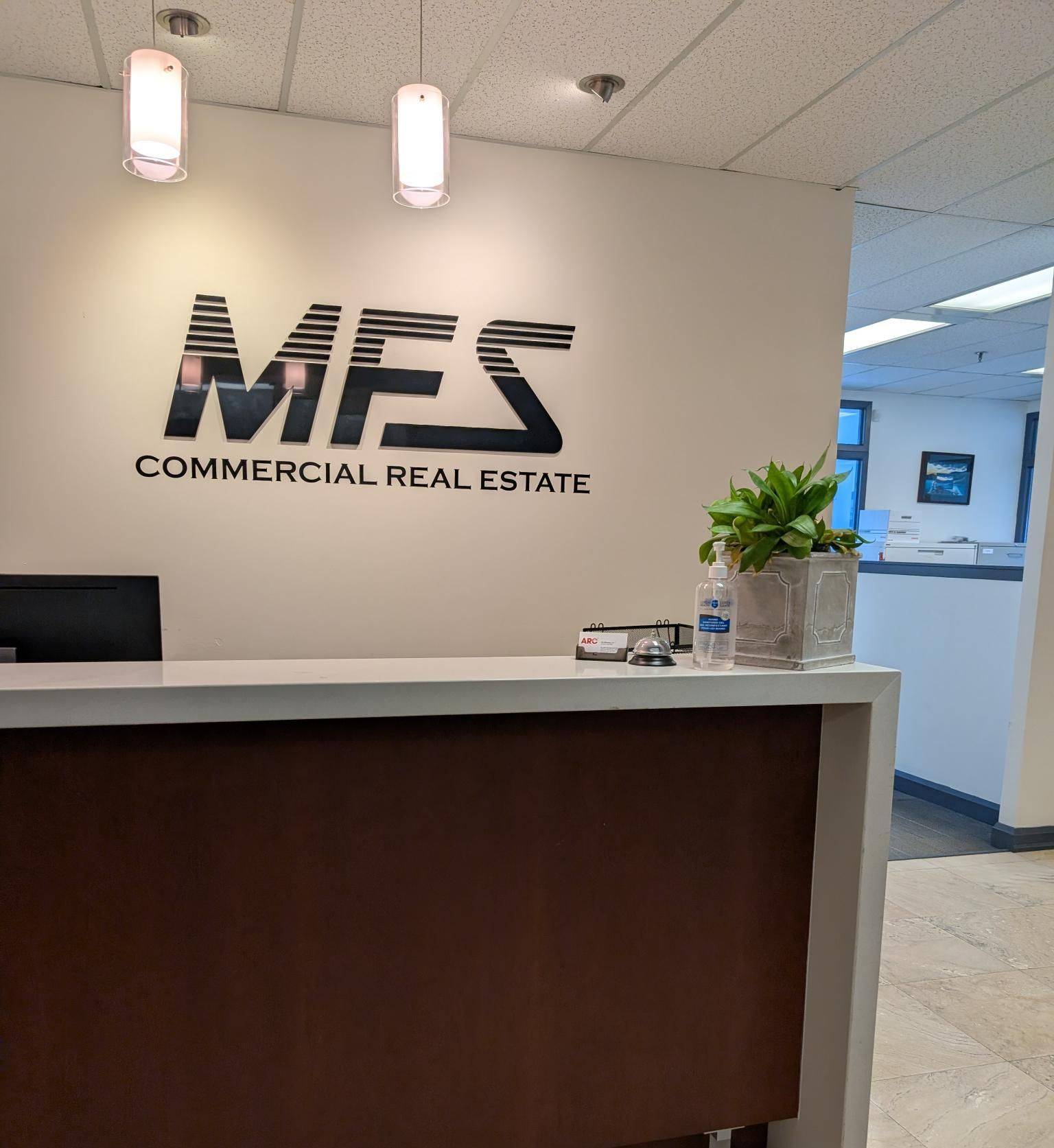 Markham, ON L3R 9W9,8920 Woodbine AVE #405