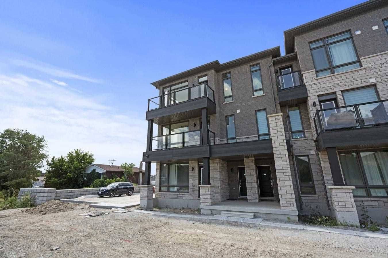 Brampton, ON L6P 4P9,9430 The Gore RD #24