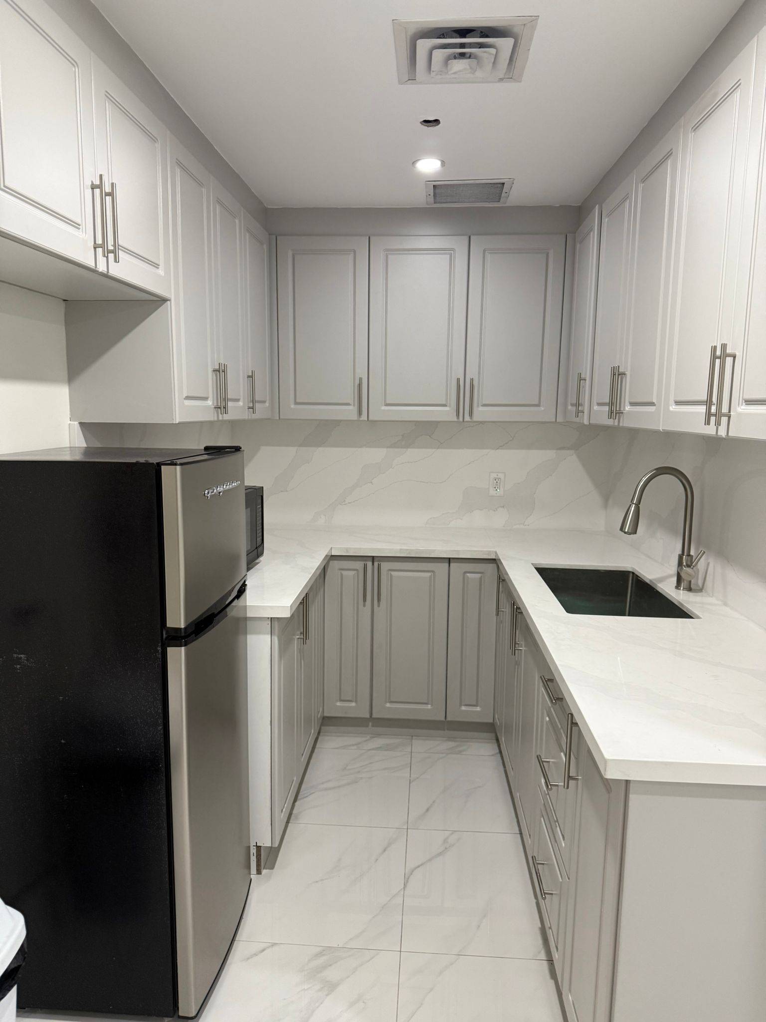 Mississauga, ON L5S 1S9,7050 Bramalea RD #22