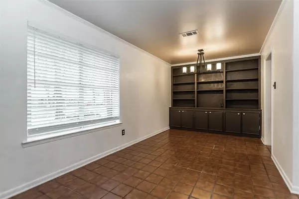 Corsicana, TX 75110,912 Madison Drive