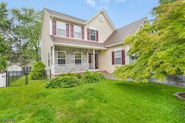 27 Heinrick Way, Bridgewater Twp., NJ 08807