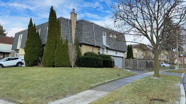 Toronto C15, ON M2H 1B5,239 Pineway Blvd BLVD