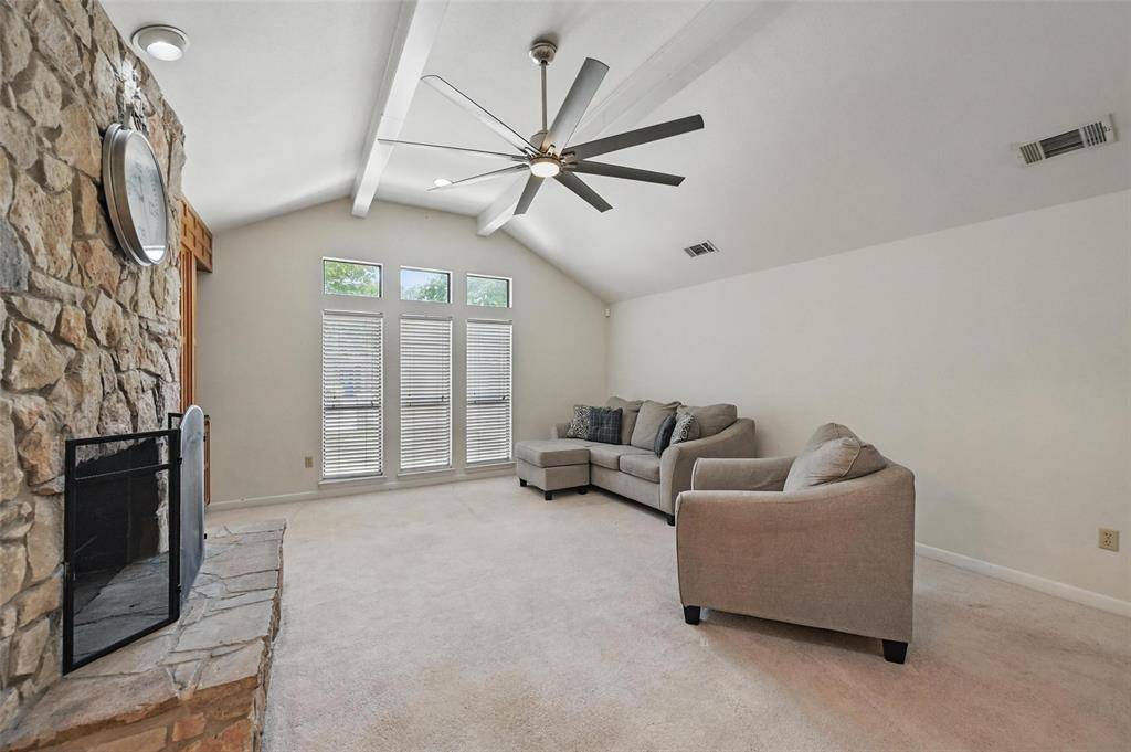Arlington, TX 76001,6004 Green Forest Court