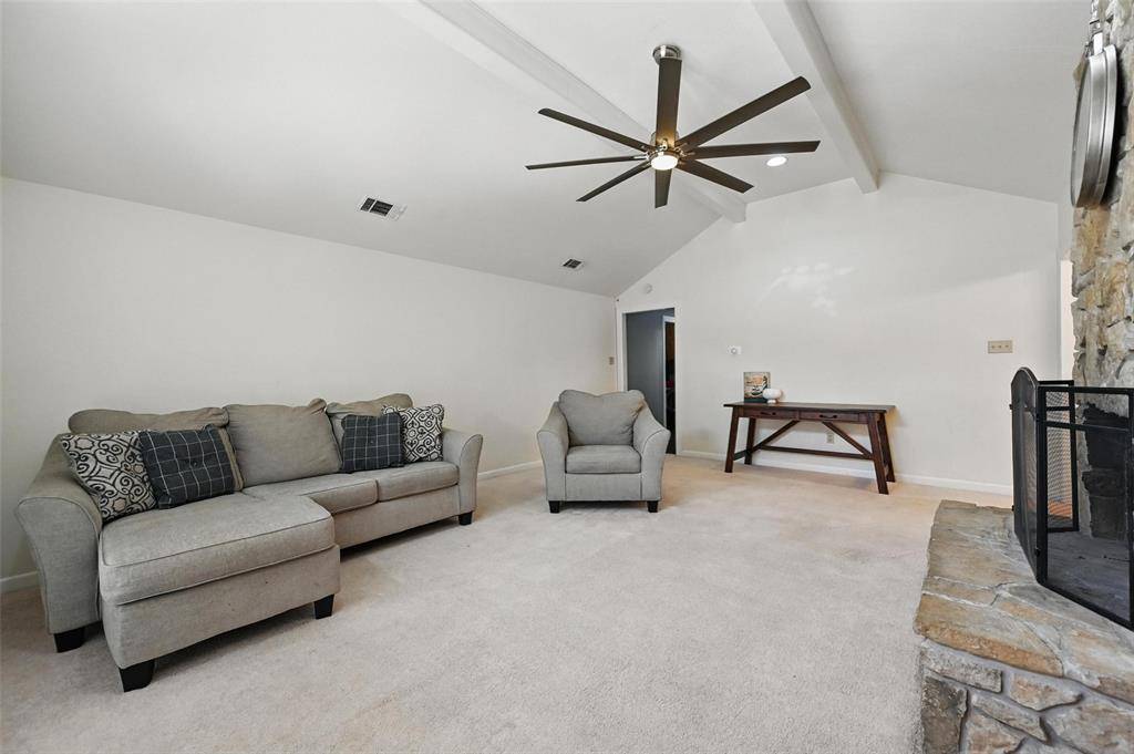 Arlington, TX 76001,6004 Green Forest Court