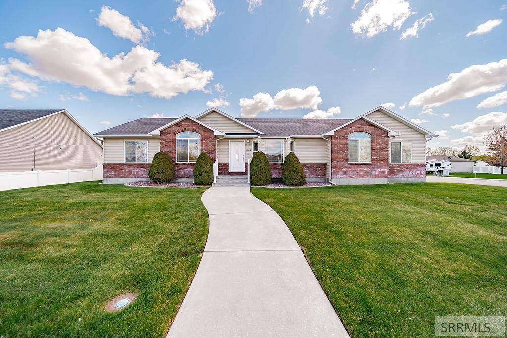 1063 S Tiebreaker Drive, Ammon, ID 83406