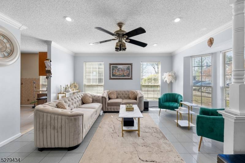 Franklin Twp., NJ 08823,193 Columbus Dr #193
