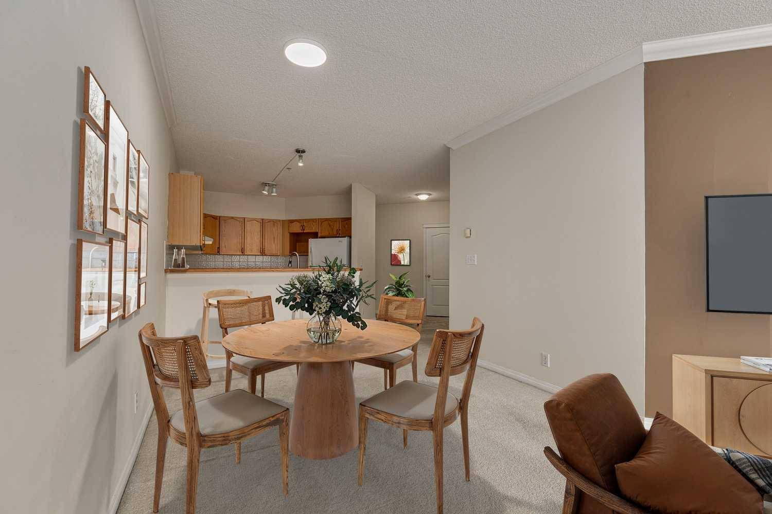 78 Prestwick GDNS Southeast #103, Calgary, AB T2Z 3V2
