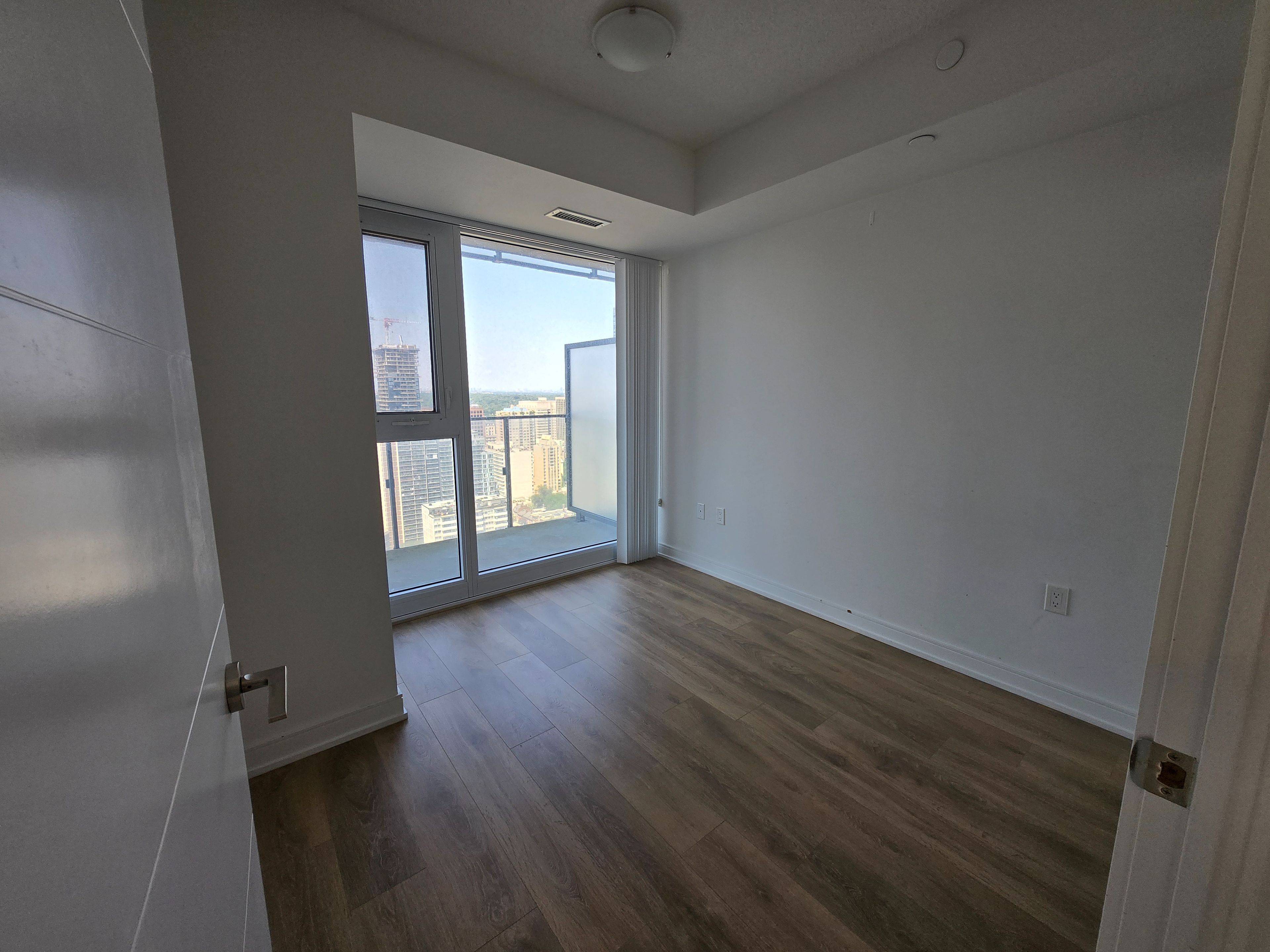 50 Wellesley ST E #3802, Toronto C08, ON M4Y 1G2