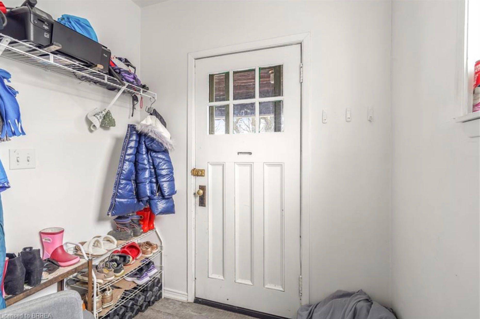 Brant, ON N3S 4R1,212 Sheridan ST #3