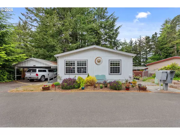 Coos Bay, OR 97420,530 VILLAGE PINES WAY
