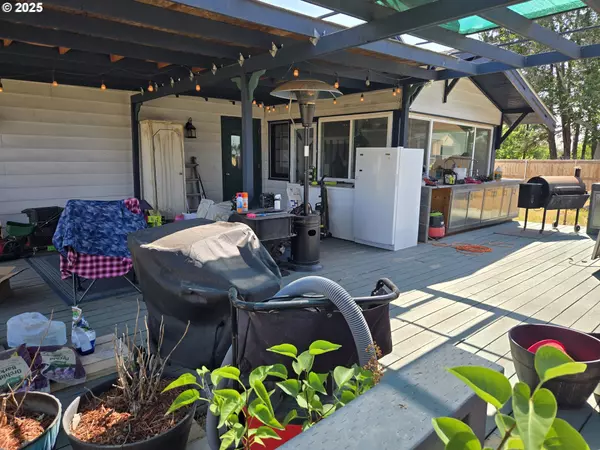 160 NW LOGAN DR, Hermiston, OR 97838