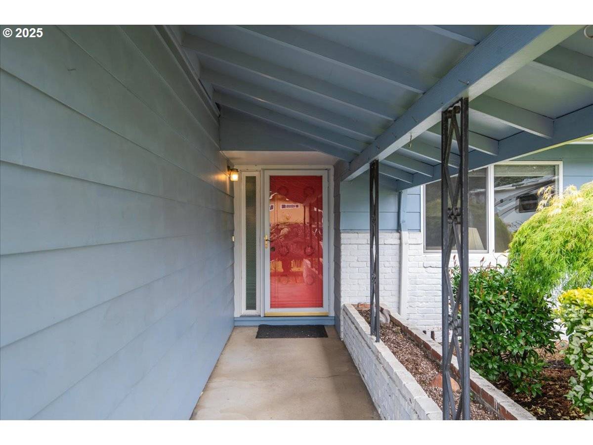Portland, OR 97230,13605 NE CLACKAMAS ST