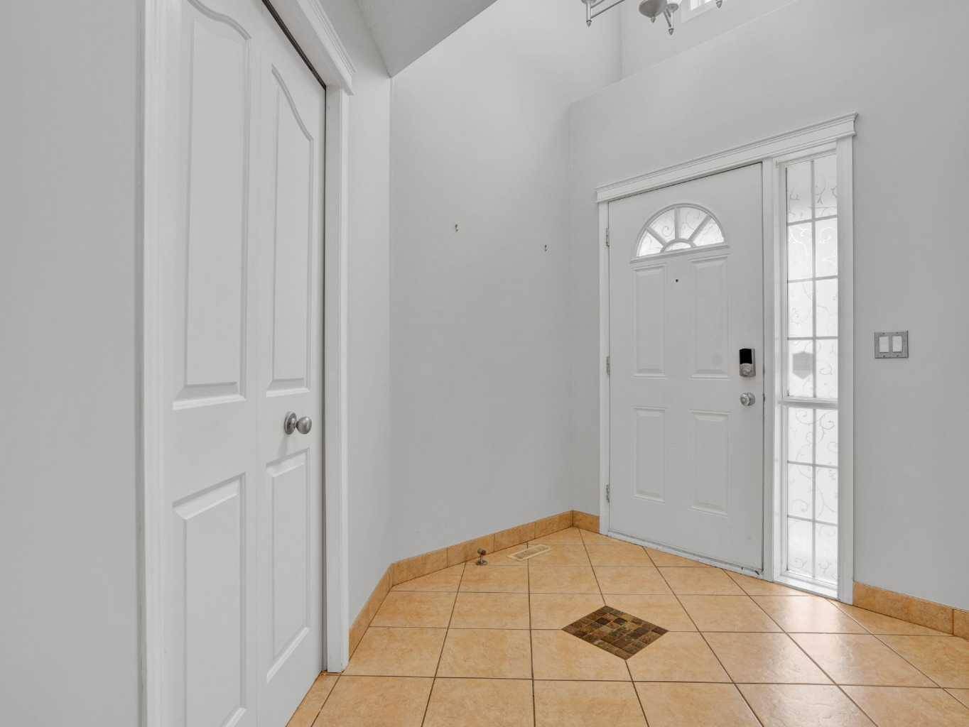 Calgary, AB T3H 5R4,86 Cougarstone CT Southwest
