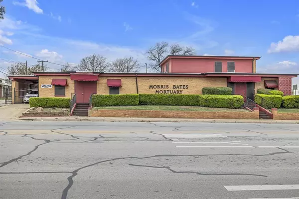 1700 Evans Avenue, Fort Worth, TX 76104