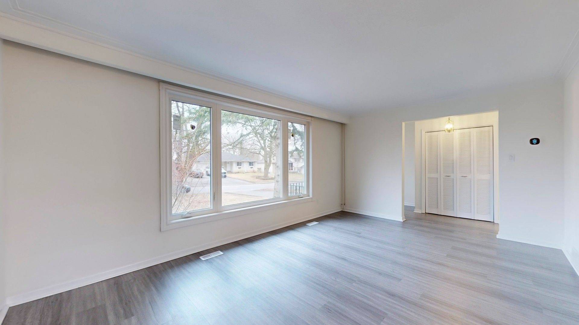 Markham, ON L3P 1H5,12 Lakevista AVE