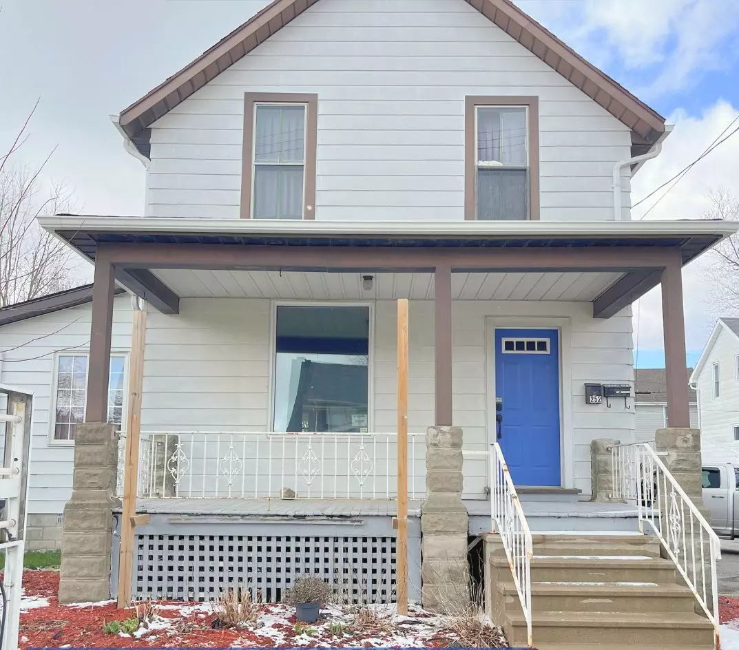 Chatham-kent, ON N7M 2H3,252 Queen ST