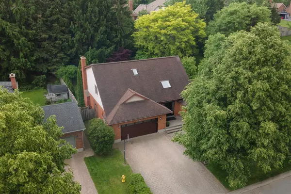 London South, ON N6K 3X5,19 Rosecliffe CRES