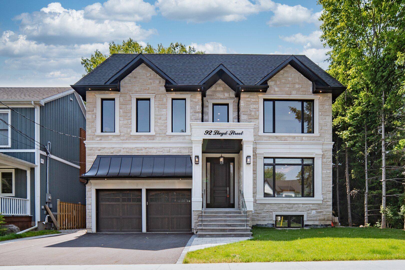 92 Lloyd ST, Whitchurch-stouffville, ON L4A 4J5
