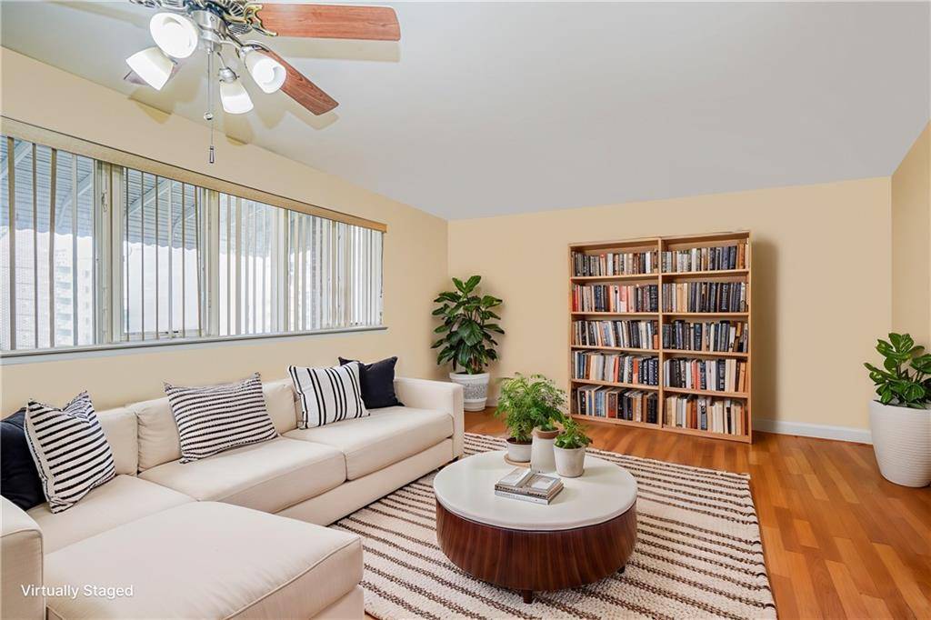 1310 84th ST #1A, Brooklyn, NY 11228