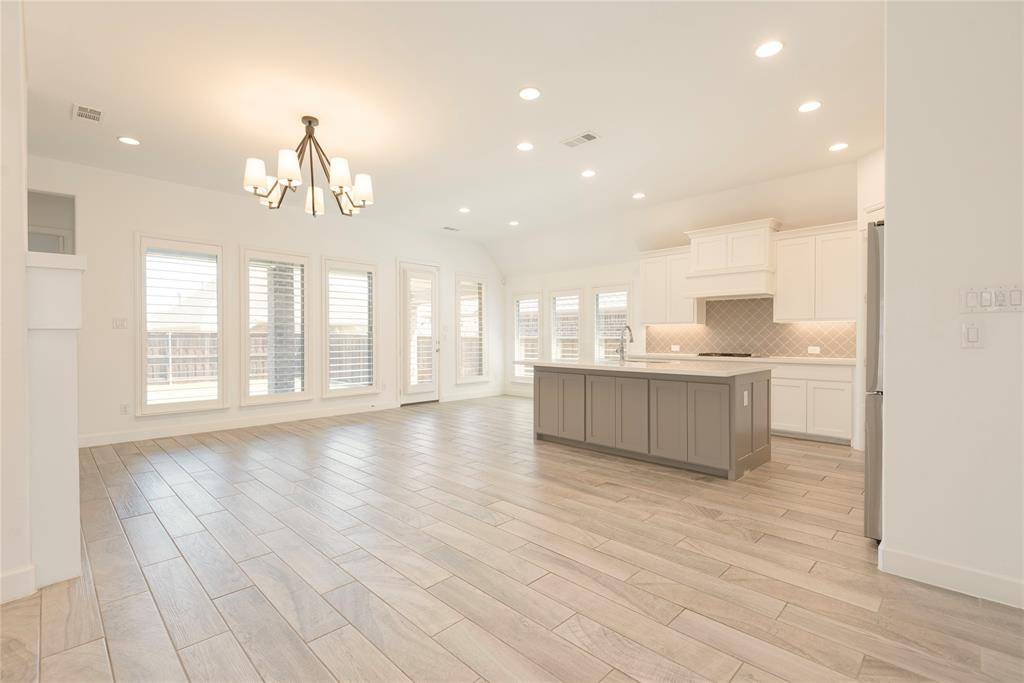 Mckinney, TX 75071,8812 Navidad Falls Drive
