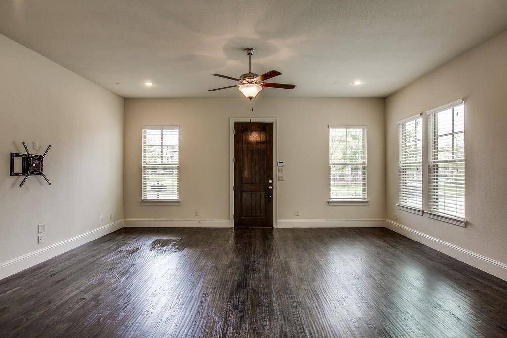 Flower Mound, TX 75022,653 Surrey Lane