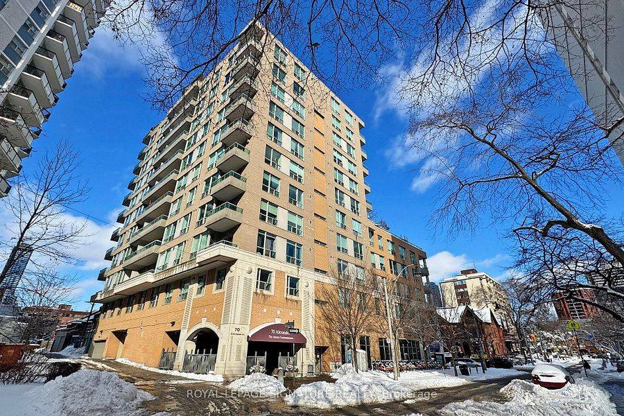 Toronto C08, ON M4Y 3B6,70 Alexander ST #1004
