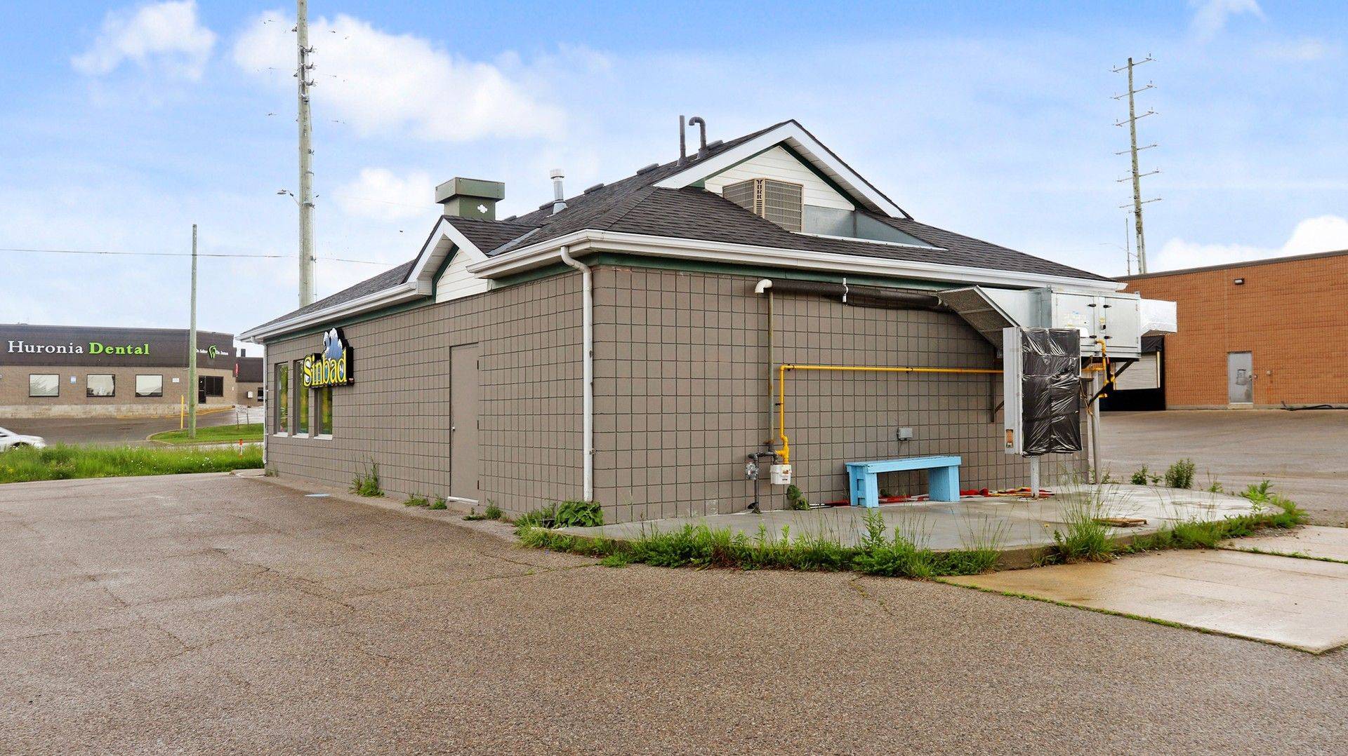 Barrie, ON L4N 0B8,240 Big Bay Point RD