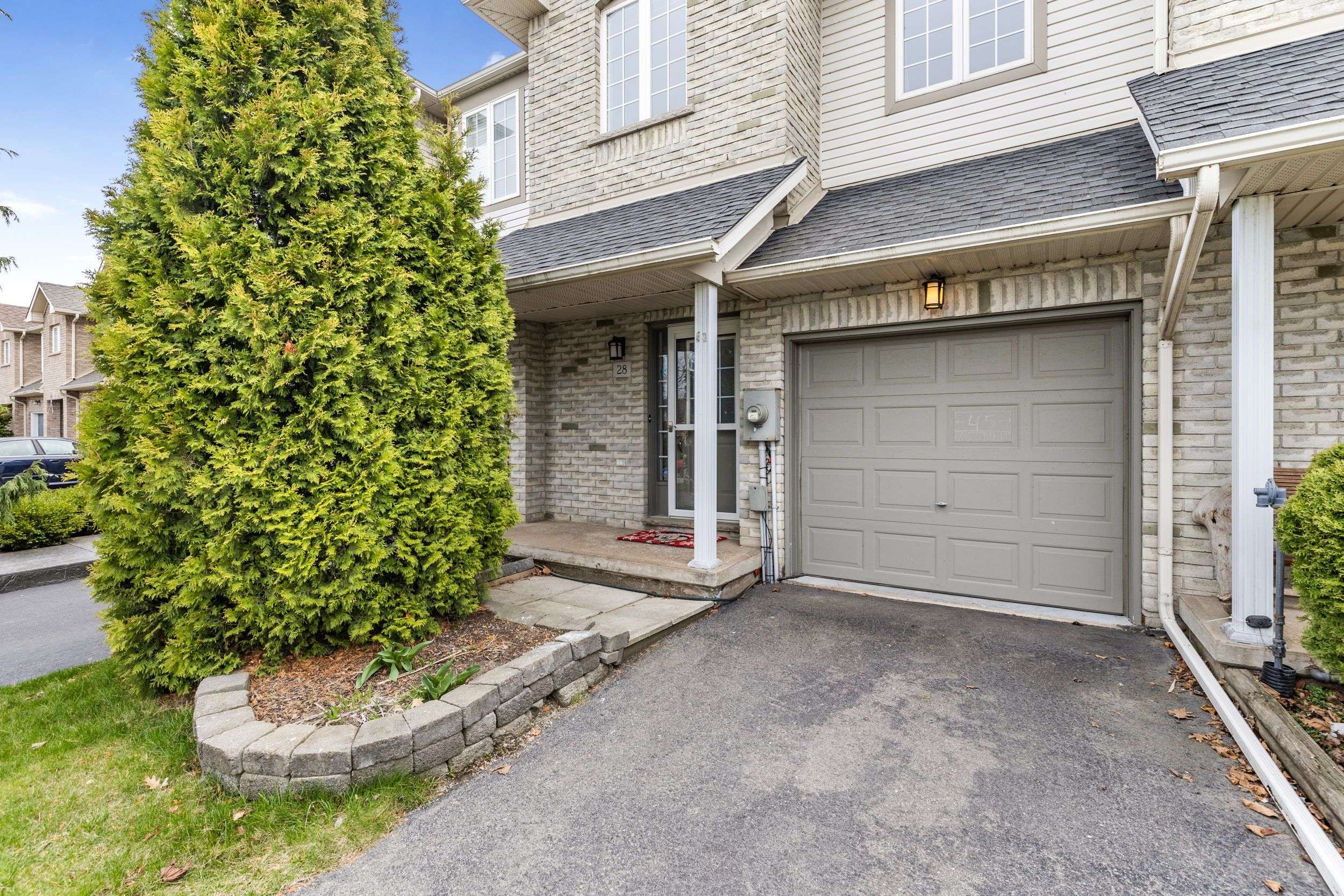 Hamilton, ON L8E 6G8,28 Whitefish CRES